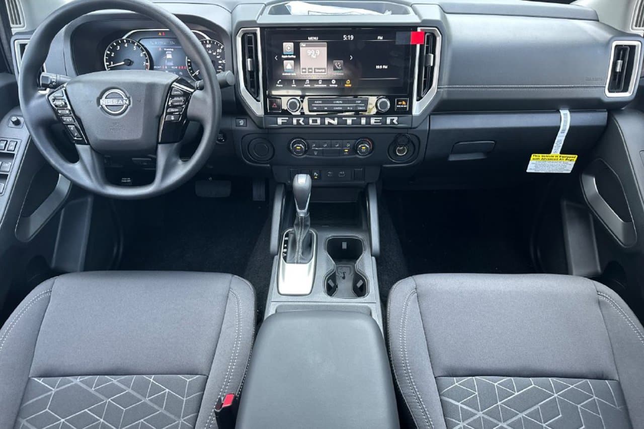 2027 Nissan Frontier SV 11