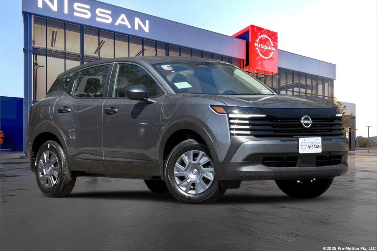 2027 Nissan Kicks S 2
