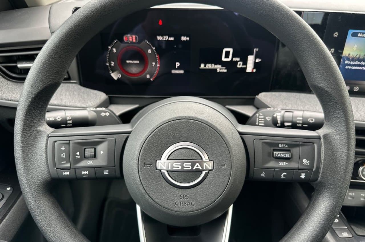 2027 Nissan Kicks S 20