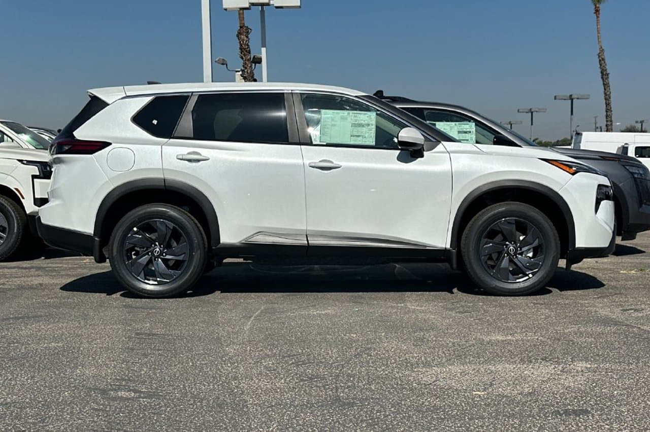 2026 Nissan Rogue SV 31