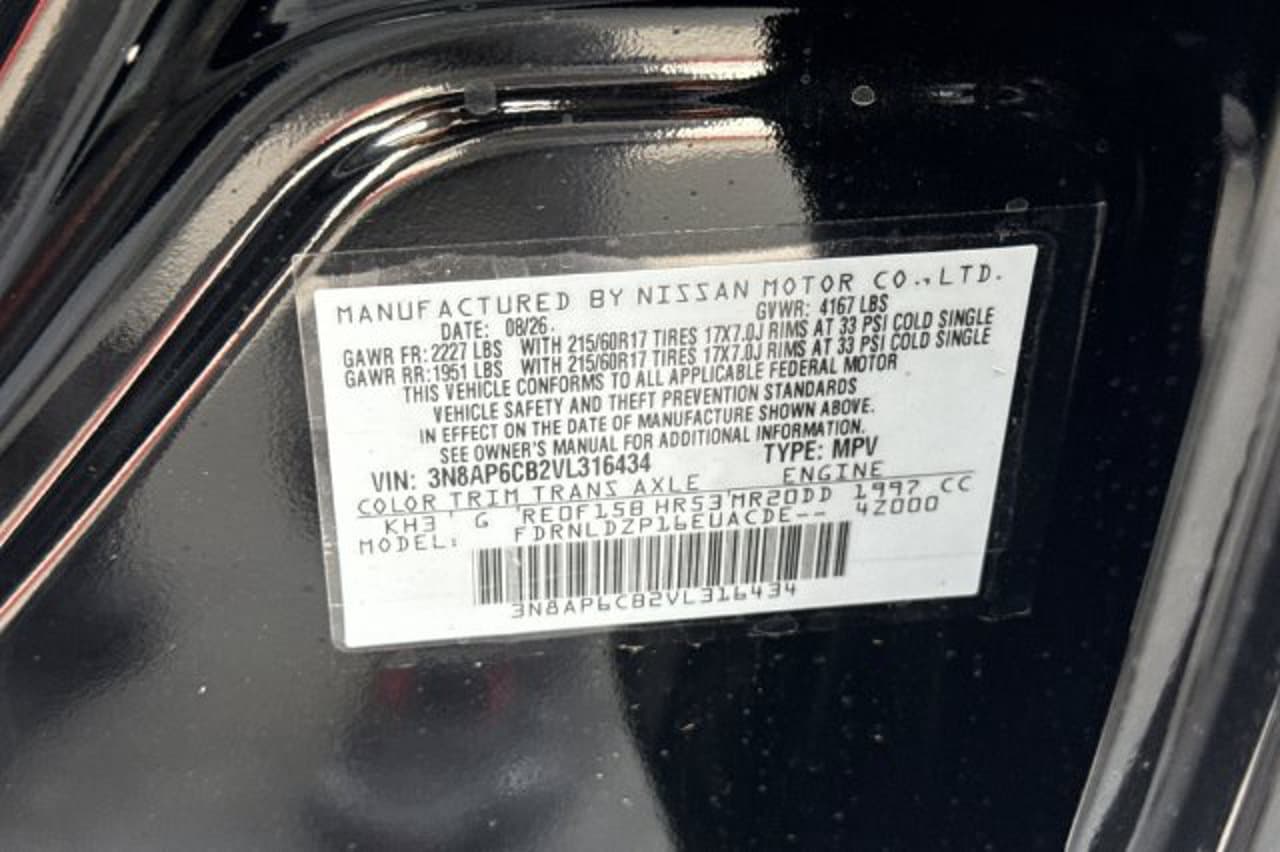 2027 Nissan Kicks SV 24