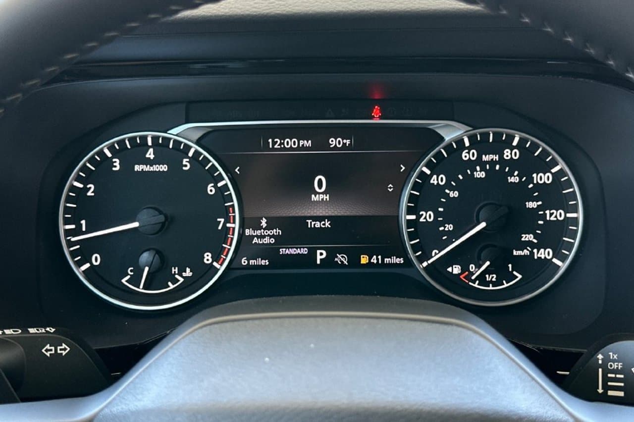 2026 Nissan Pathfinder SV 22