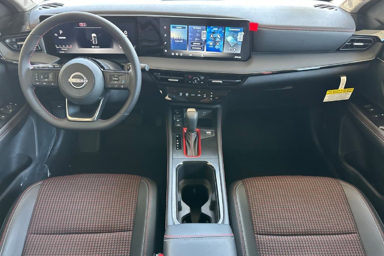 2027 Nissan Kicks SR 10