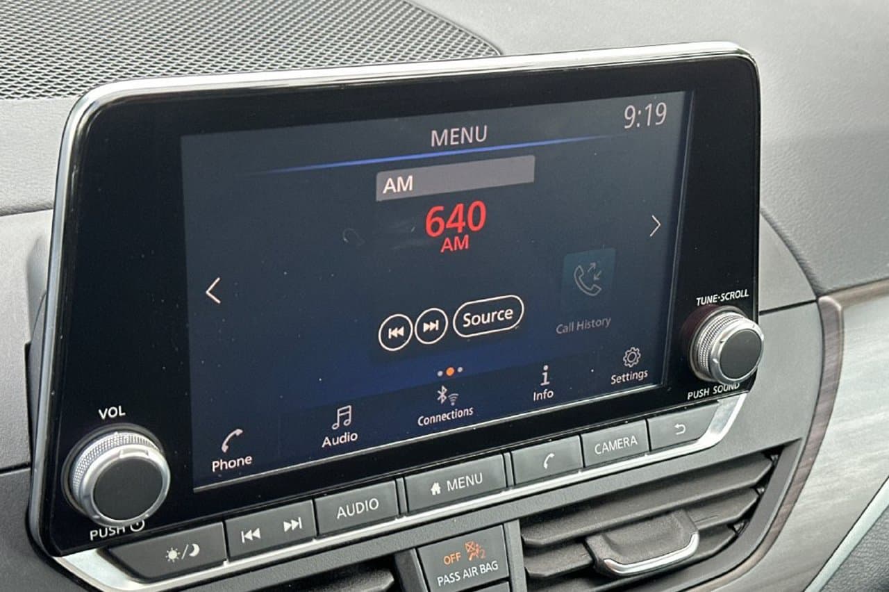 2025 Nissan Altima SV 14