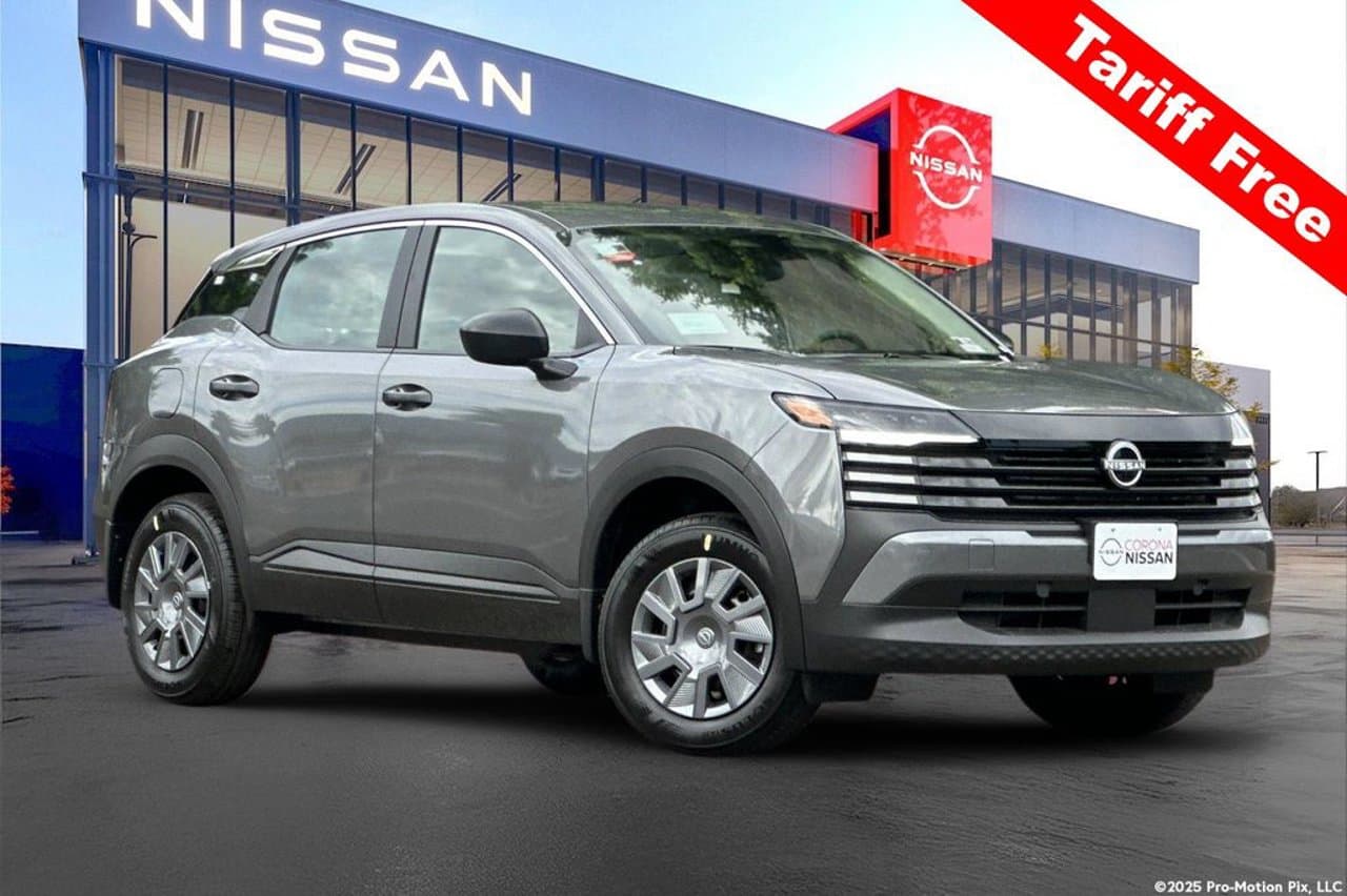 2027 Nissan Kicks S 1