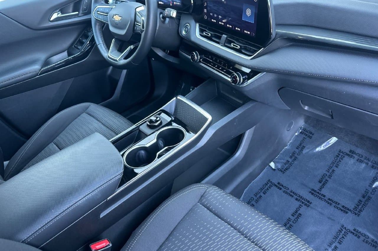 2026 Chevrolet Equinox FWD LT 14