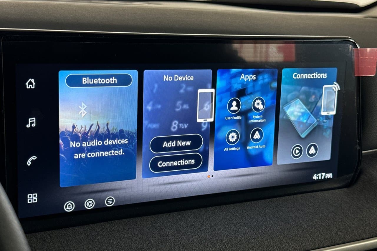 2026 Nissan Kicks SV 15
