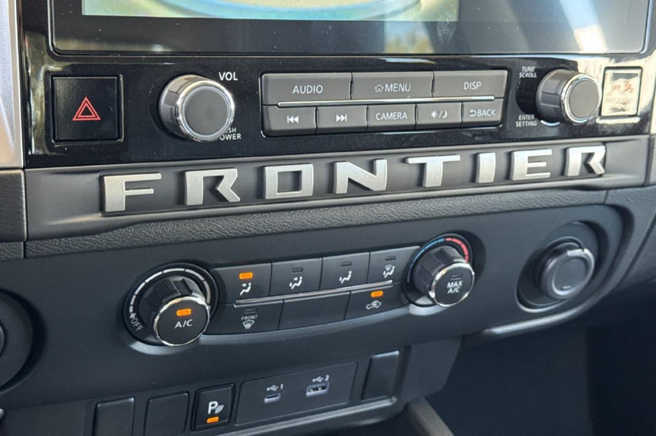 2027 Nissan Frontier SV 16