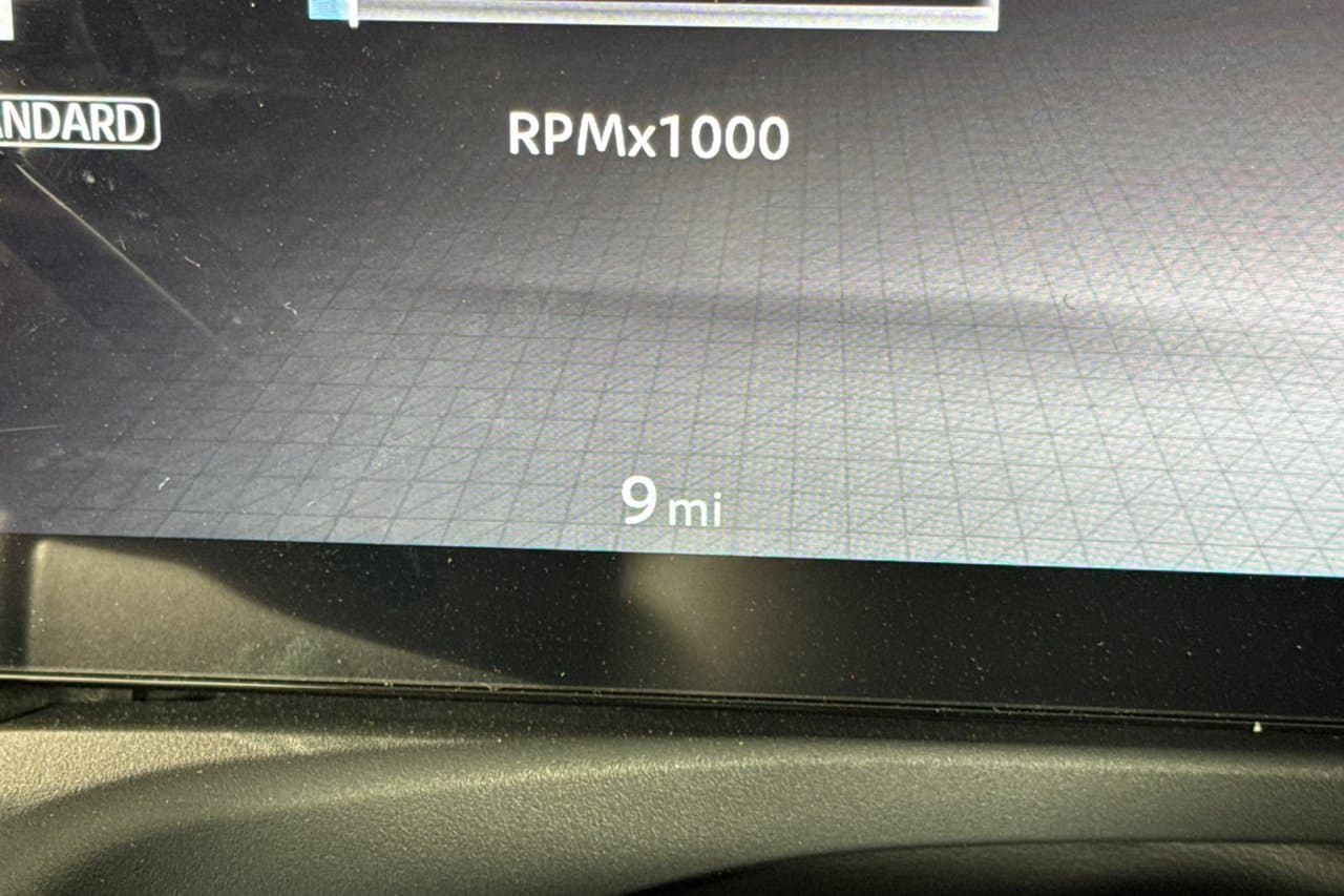 2027 Nissan Sentra SV 21