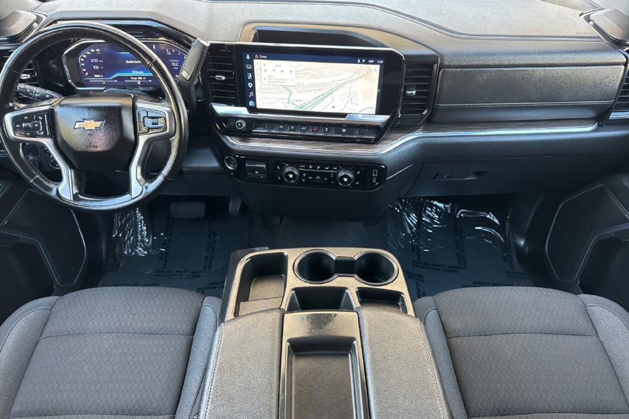 2025 Chevrolet Silverado 1500 LT 11