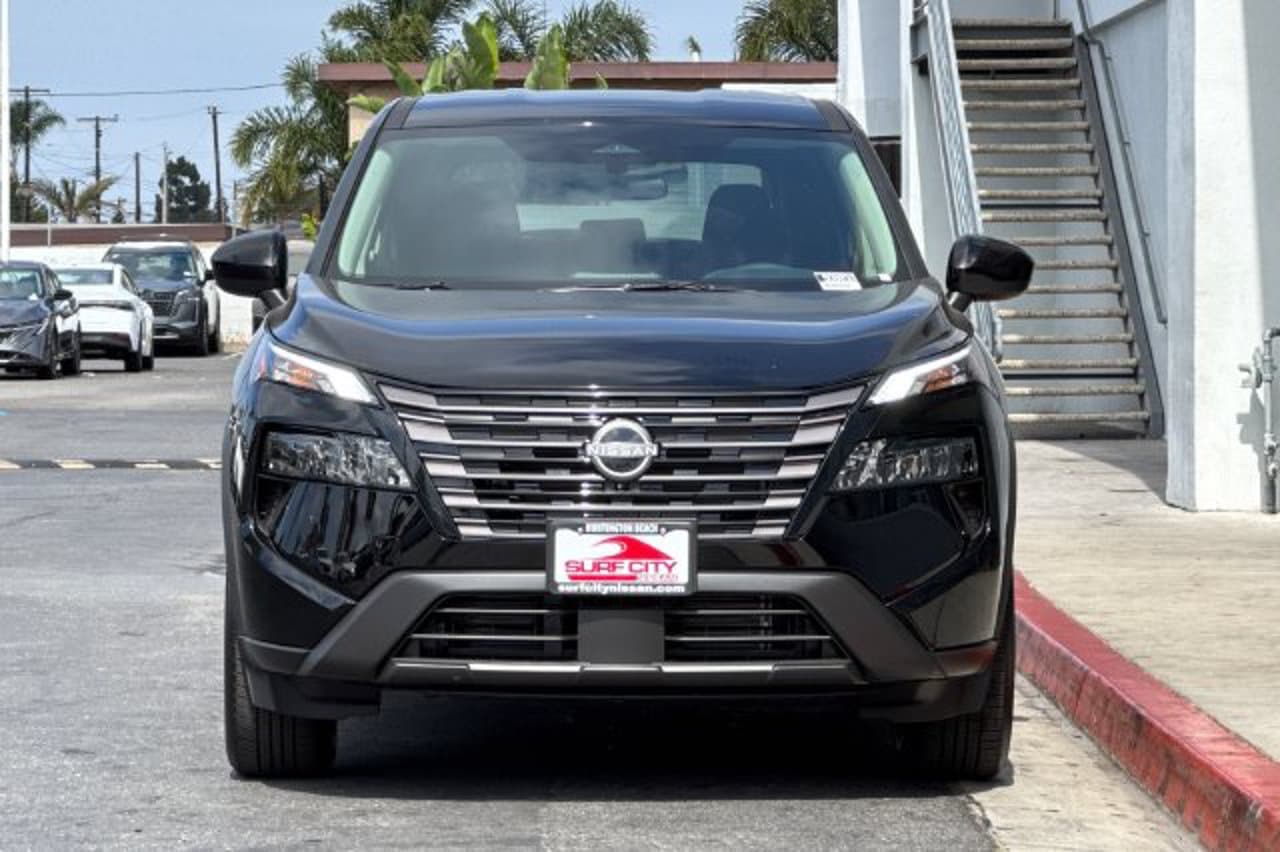 2026 Nissan Rogue SV 6