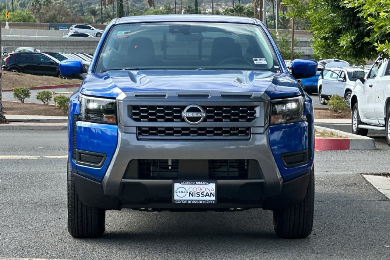 2027 Nissan Frontier SV 7