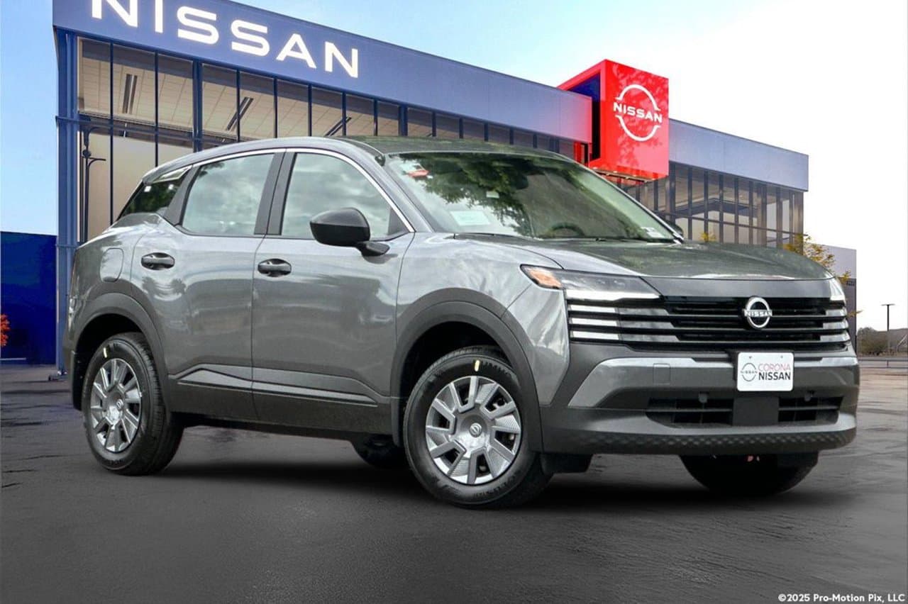 2027 Nissan Kicks S 2