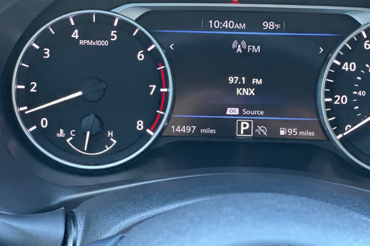 2025 Nissan Sentra SV 21