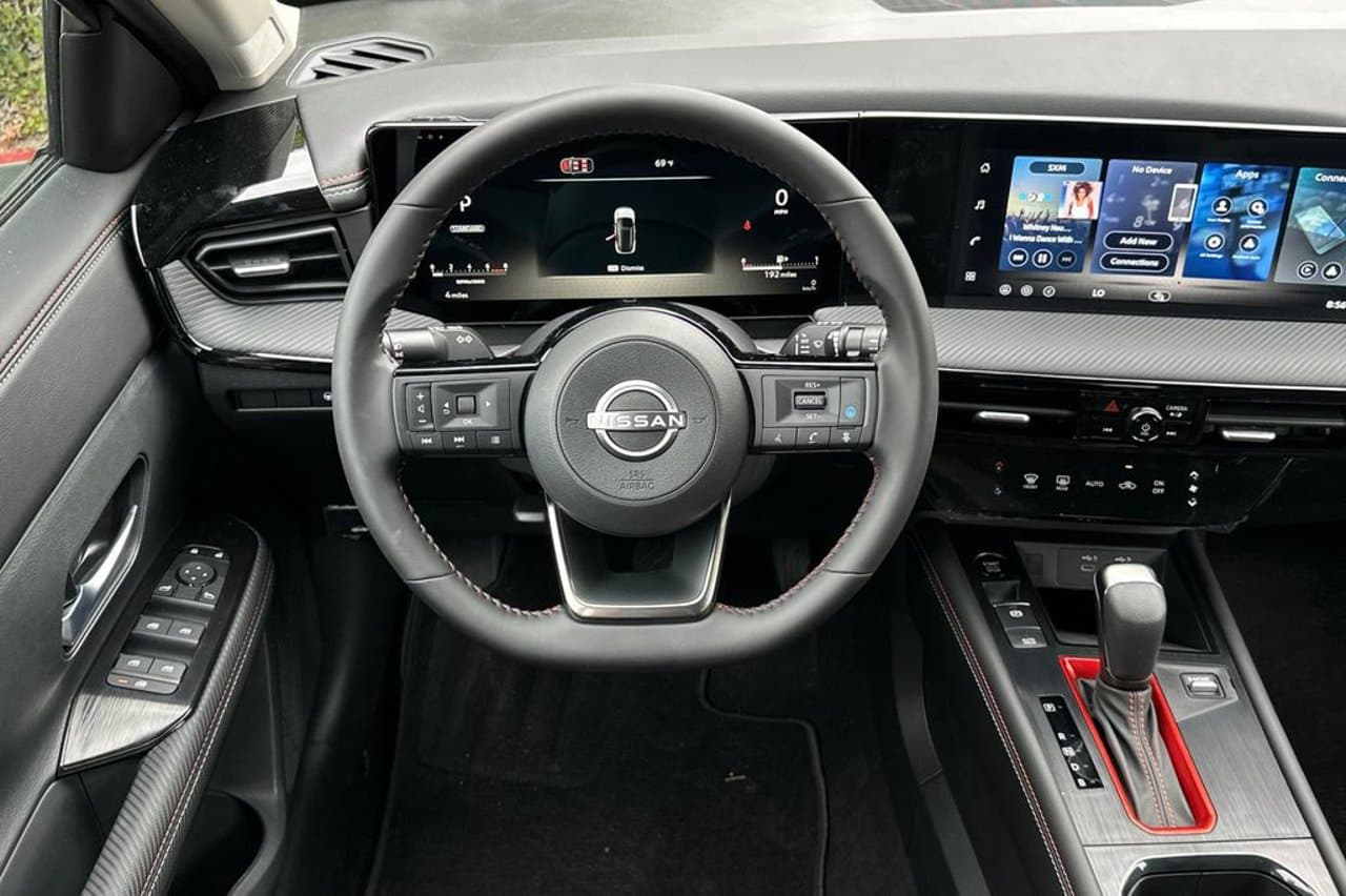 2027 Nissan Kicks SR 12