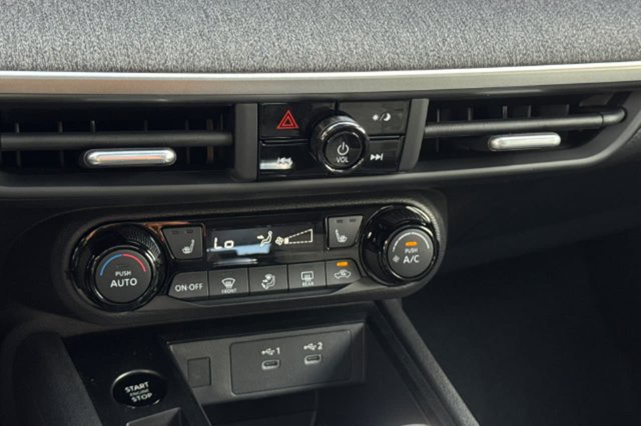 2027 Nissan Kicks SV 17