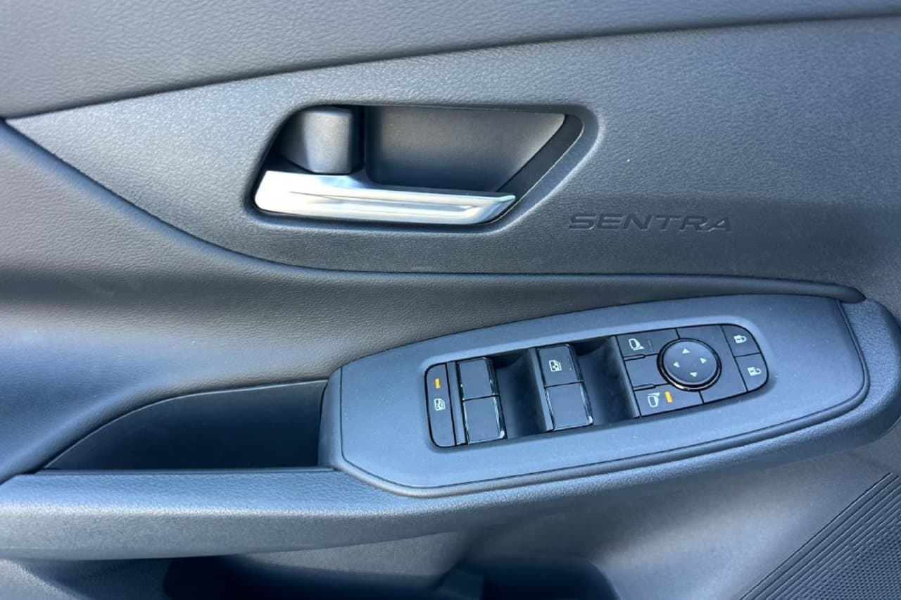 2026 Nissan Sentra S 8