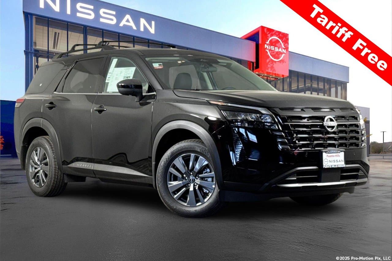2026 Nissan Pathfinder SV 1