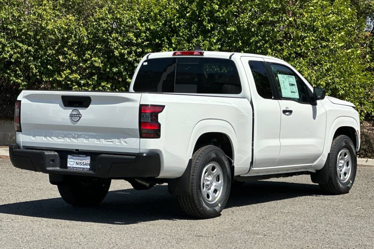 2026 Nissan Frontier S 4