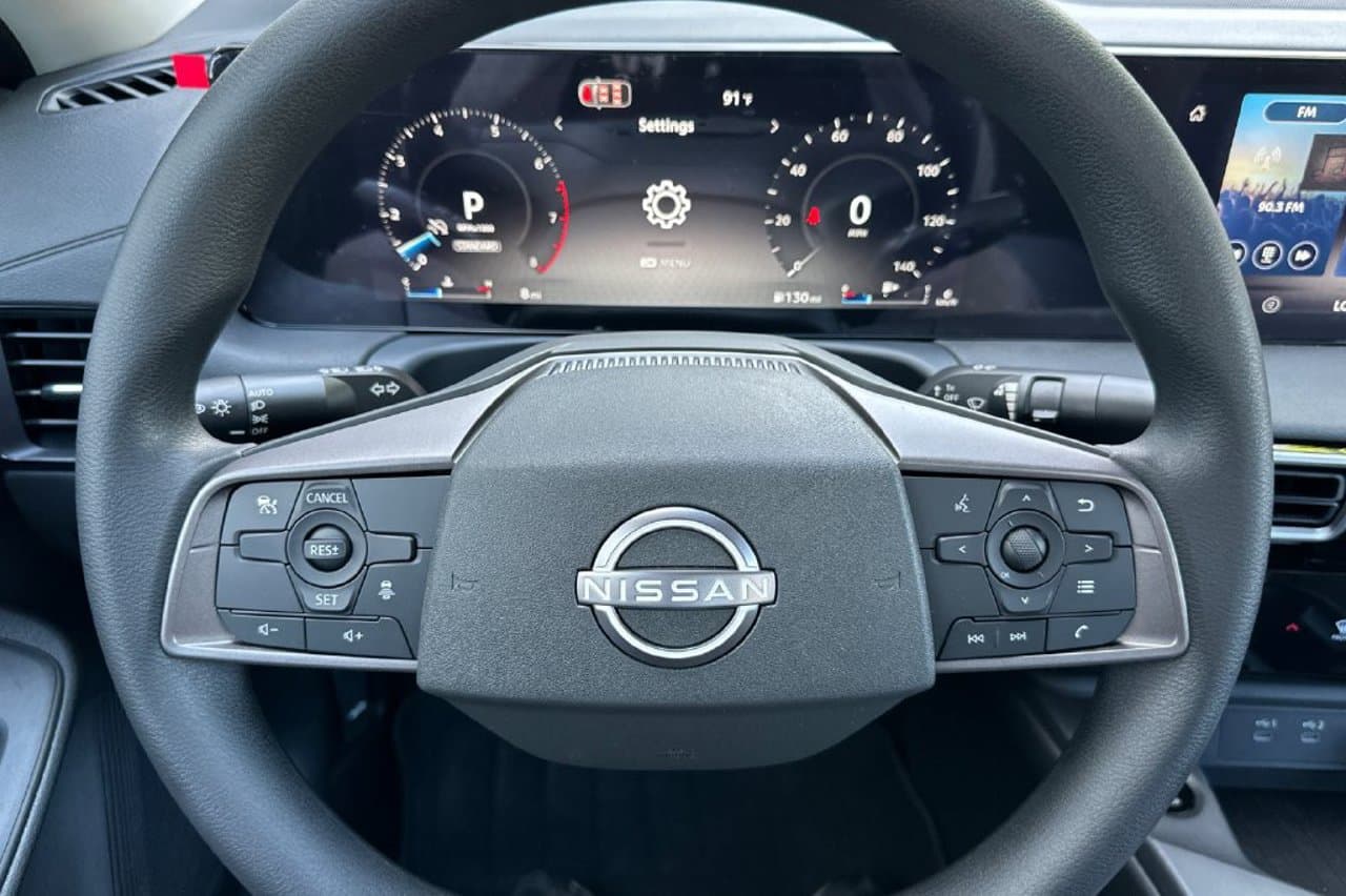 2027 Nissan Sentra SV 18