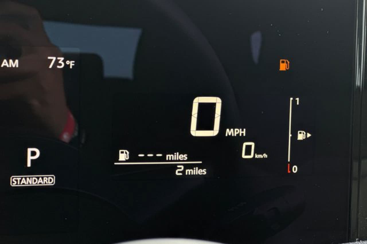 2027 Nissan Kicks SV 22