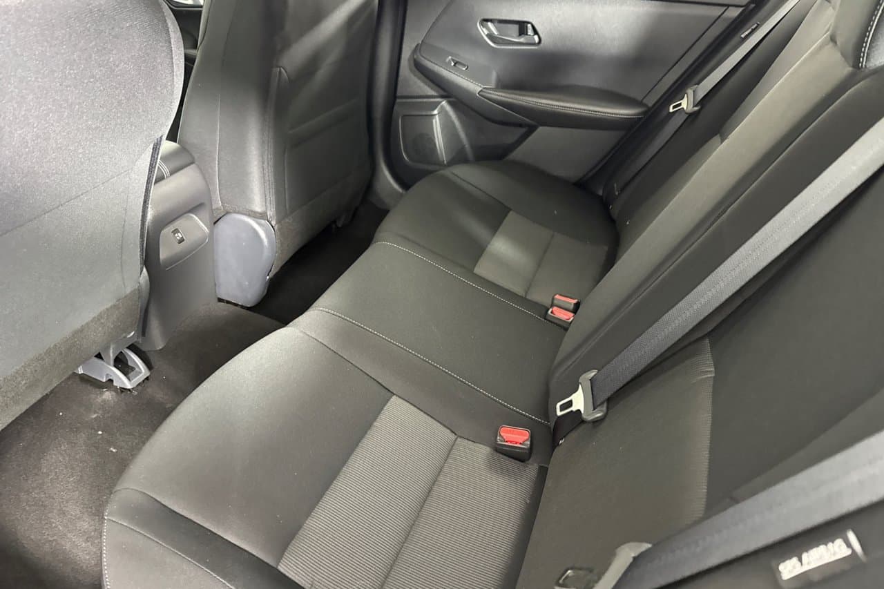 2025 Nissan Sentra SV 9